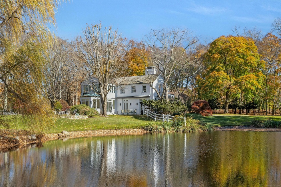 75 Hanson Rd, Darien, CT 06820 - photo 1