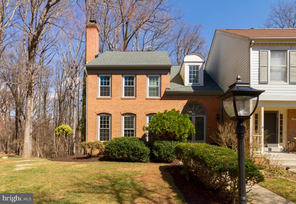 12257 Tildenwood Dr, Rockville, MD 20852 - photo 1