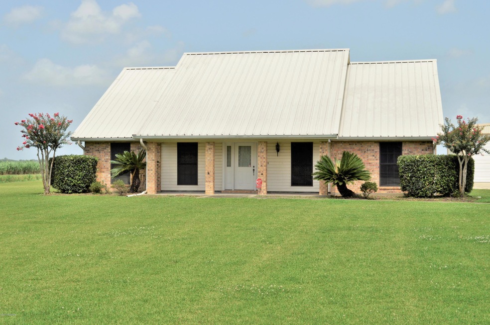 7319 Leleux Rd, New Iberia, LA 70560 - photo 1