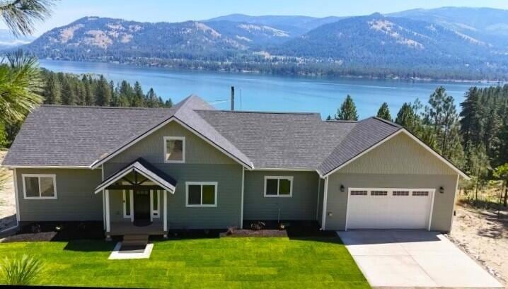 For Sale $729,000