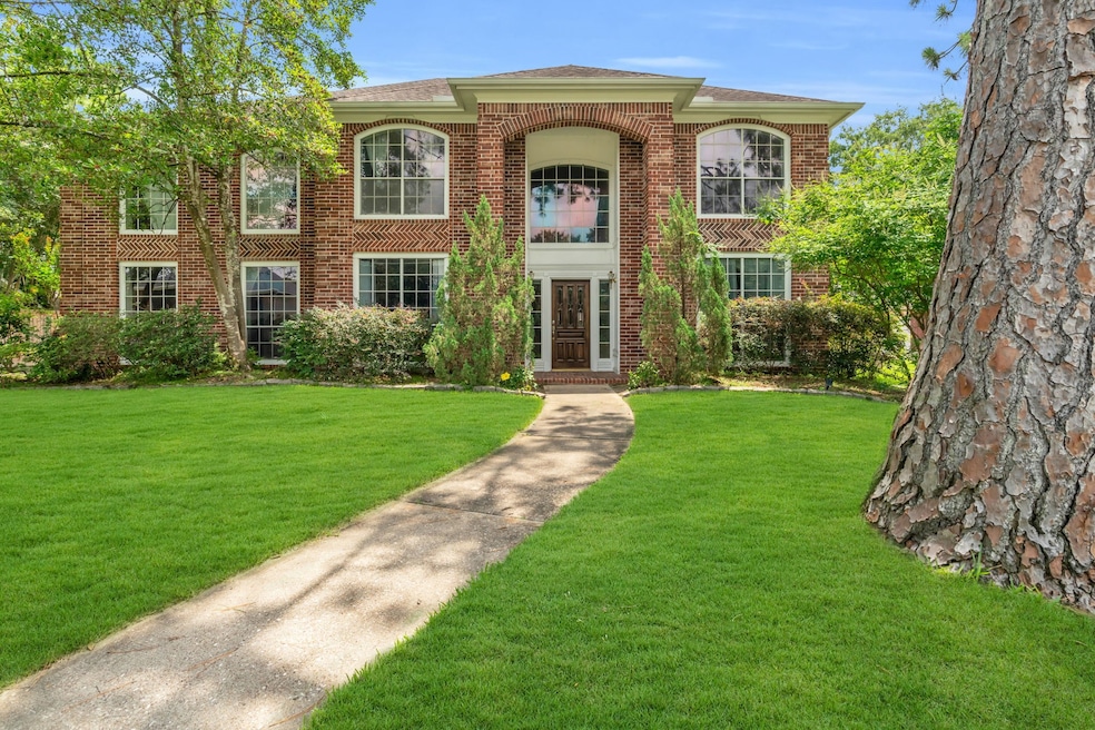 Front of the home as seen from the street.