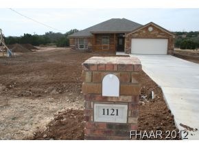 1121 Wren Cir, Copperas Cove, TX 76522 - photo 1