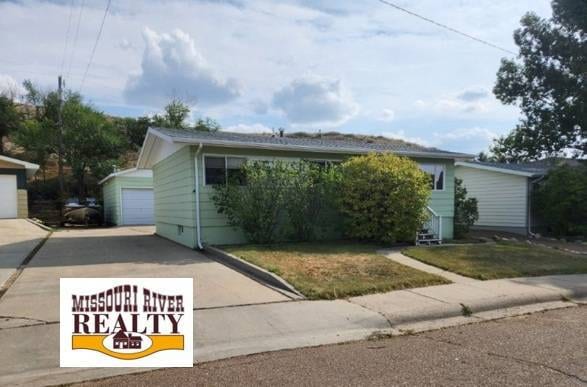 834 6th St N, Glasgow, MT 59230 - photo 1