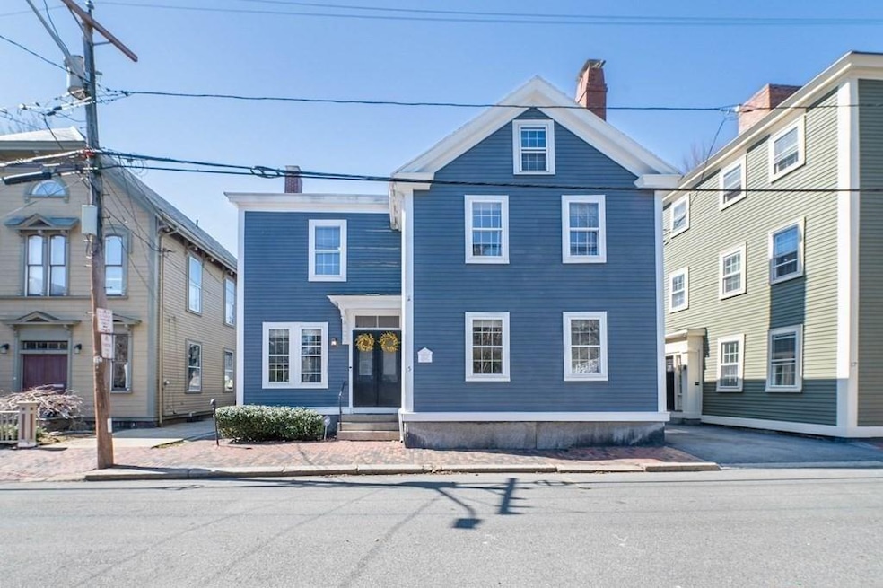 Sold $1,065,000 • Co-Listing Agent