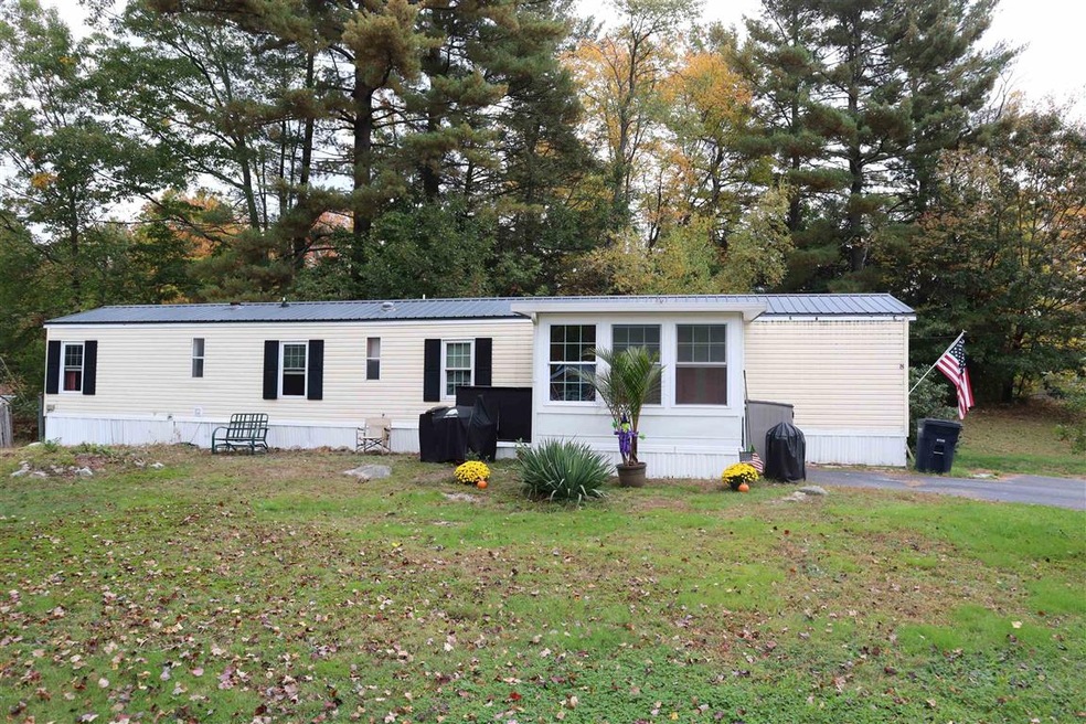 8 Marilyn Dr, Allenstown, NH 03275 - photo 1