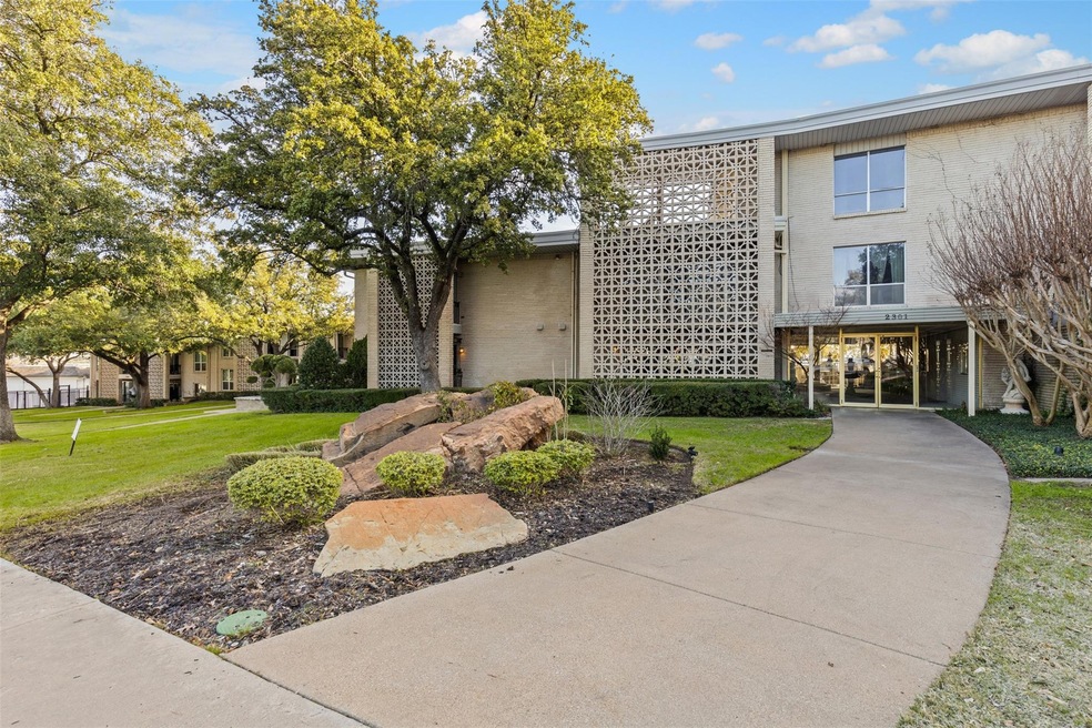 Welcome to 2301 Ridgmar Plaza Condo #4 listed by S