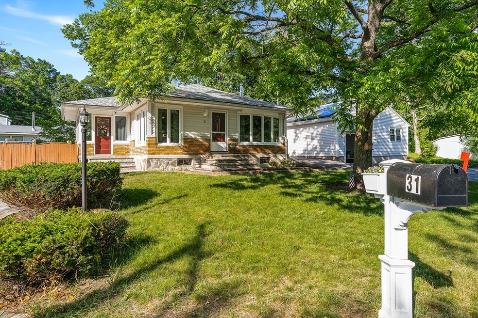 31 Mills Dr, Dracut, MA 01826 - photo 1