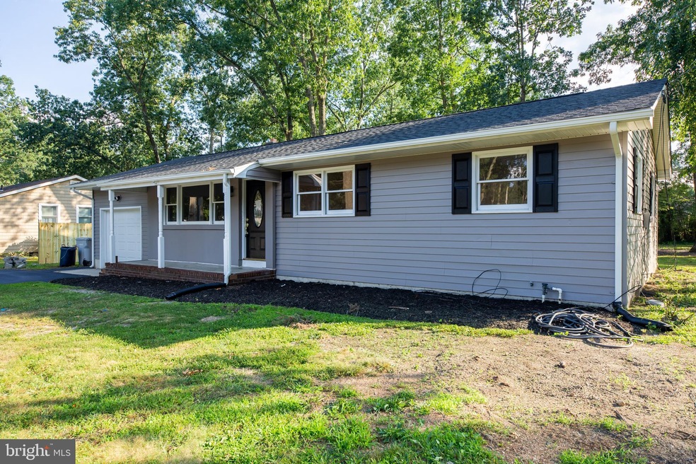 2444 Sanford Dr, Vineland, NJ 08361 - photo 1