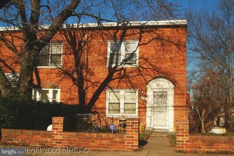 6320 Martin Luther King jr Hwy, Capitol Heights, MD 20743 - photo 1