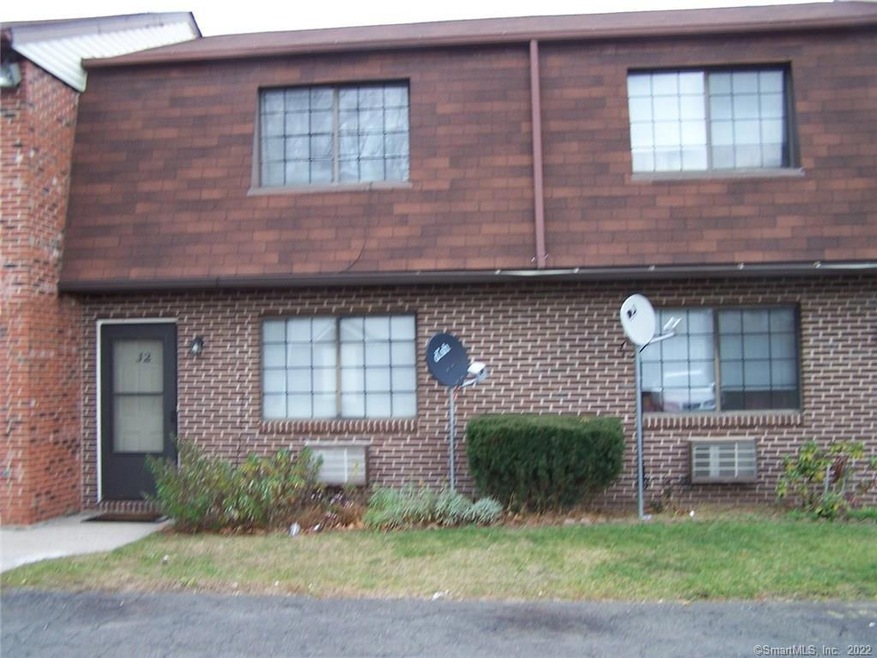 150 Mark Ln unit S5, Waterbury, CT 06704 - photo 1