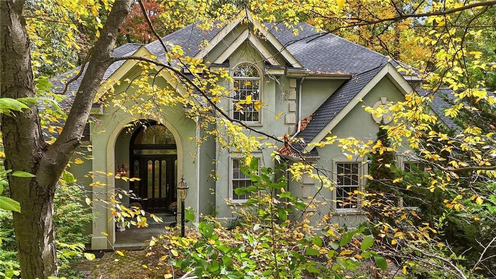 1105 S Barbara Dr, Alburtis, PA 18011 - photo 1