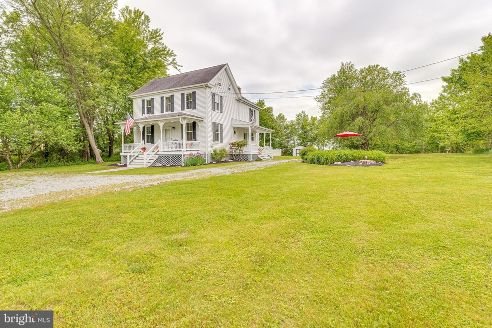 463 Featherbed Rd, Martinsburg, WV 25404 - photo 1