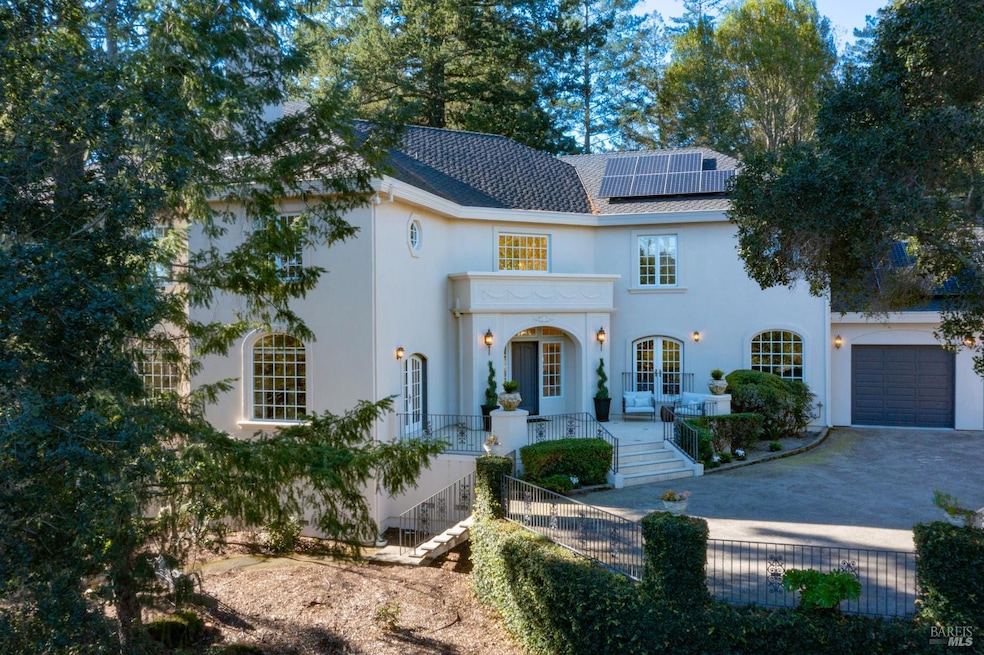 Sold $2,450,000 • Co-Listing Agent