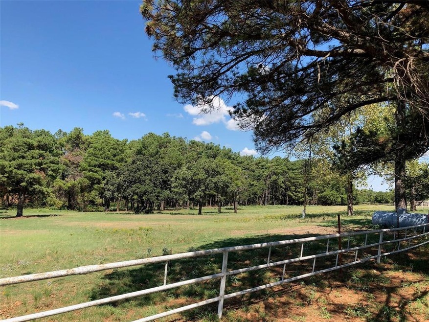 205 Farmhouse Rd, Springtown, TX 76082 - photo 1