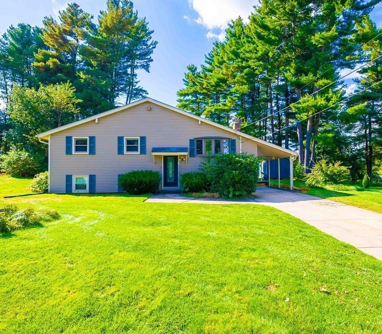 544 Coronation Dr, Franklin, MA 02038 - photo 1