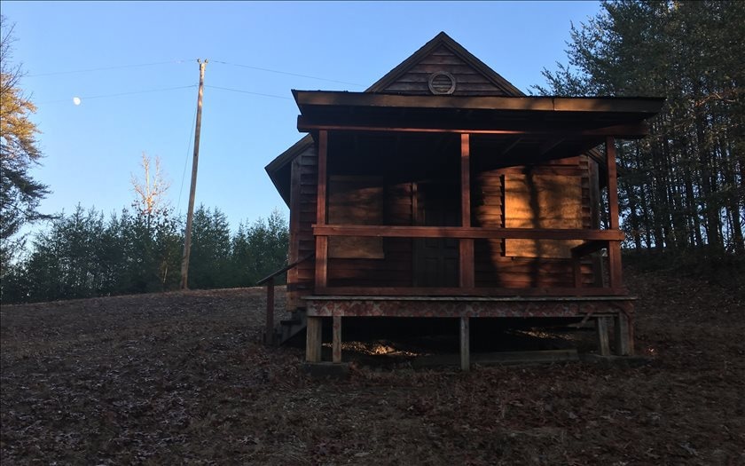 202 Bench Leg Rd, Mineral Bluff, GA 30559 - photo 1