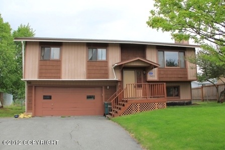 7421 Wade Cir, Anchorage, AK 99518 - photo 1