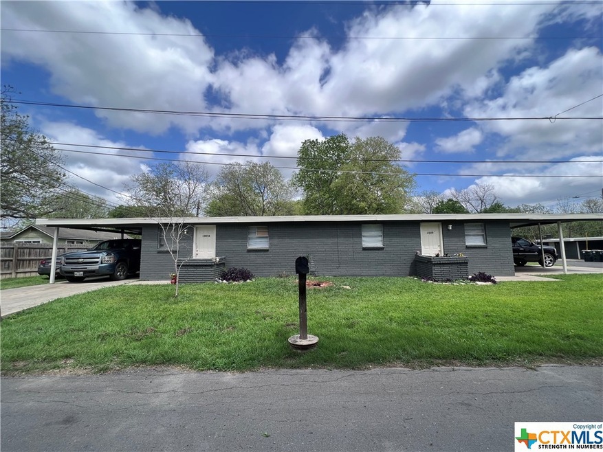 1005 Hackberry St unit B, San Marcos, TX 78666 - photo 1