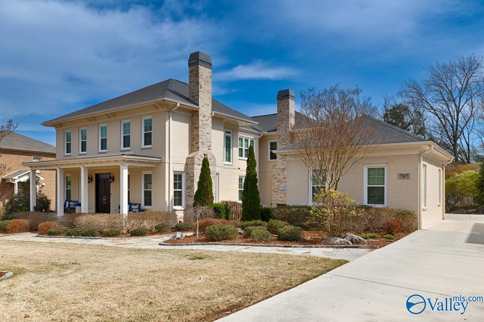 Beautiful Full Brick Home in Heart of Huntsville.  Don't miss this opportunity to live on one of the best streets in Jones Valley area!