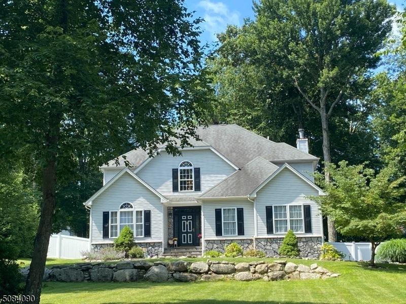 21 Sandra Ln, Sparta, NJ 07871 - photo 1