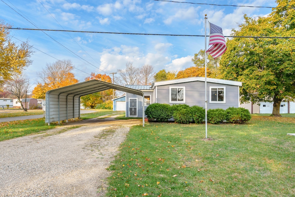 13th_St_372_Plainwell_49080-26