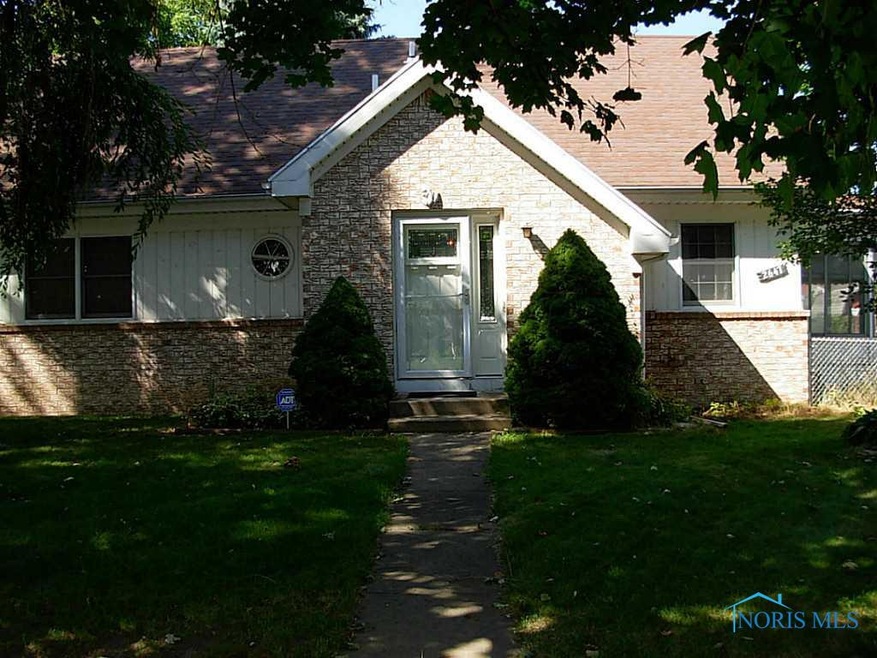 2647 108th St, Toledo, OH 43611 - photo 1