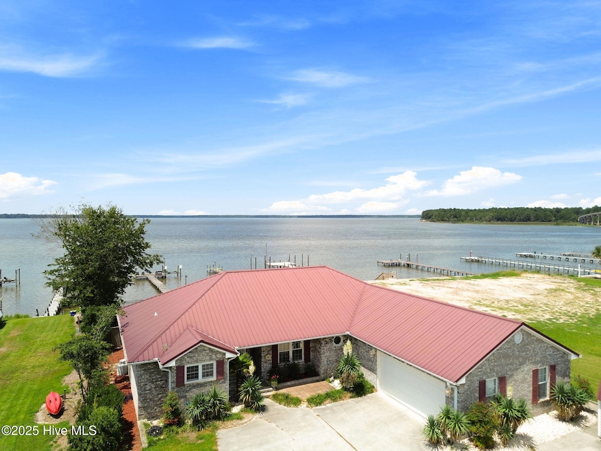 132 Gemstone Dr, Sneads Ferry, NC 28460 - photo 1