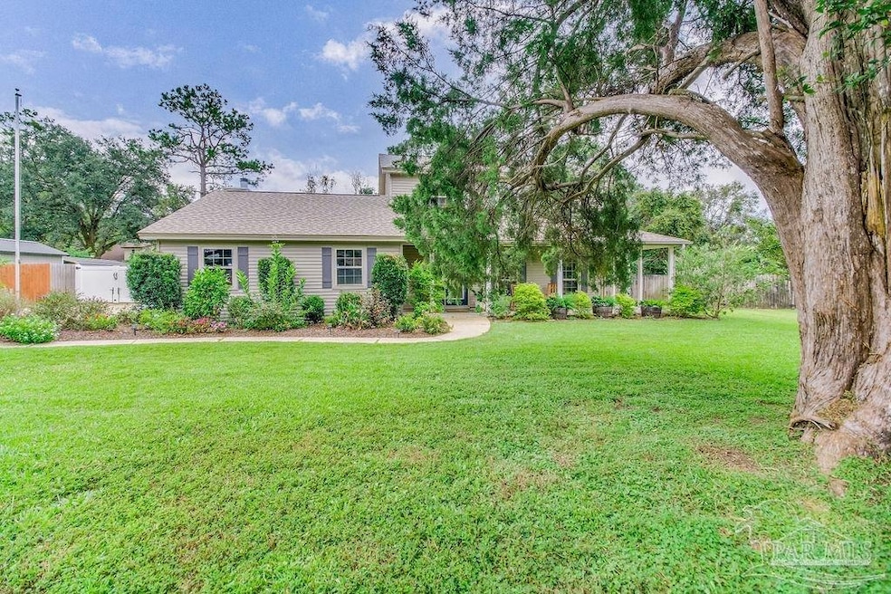 4613 Pebble Creek Dr, Pensacola, FL 32526 - photo 1