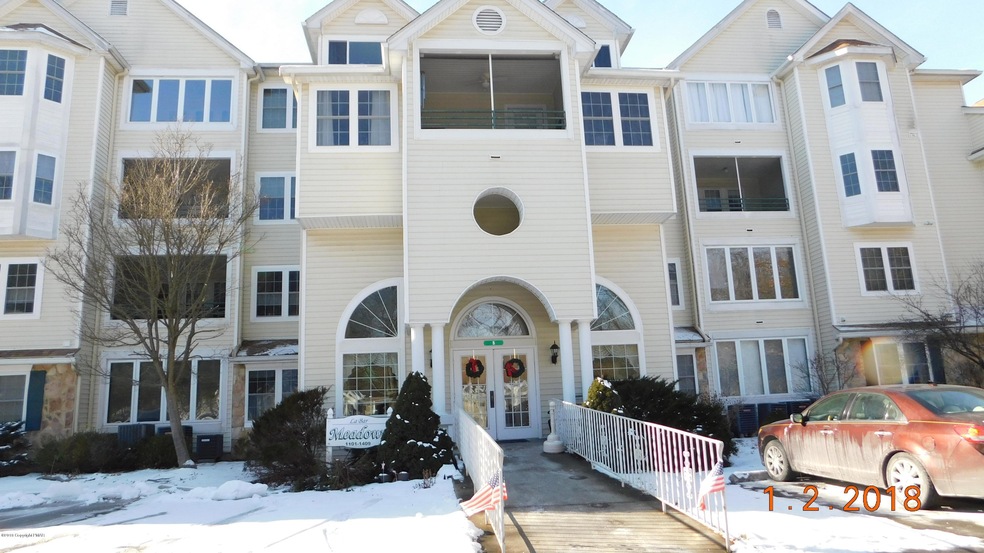 5 Village Cir unit 1202, Stroudsburg, PA 18360 - photo 1