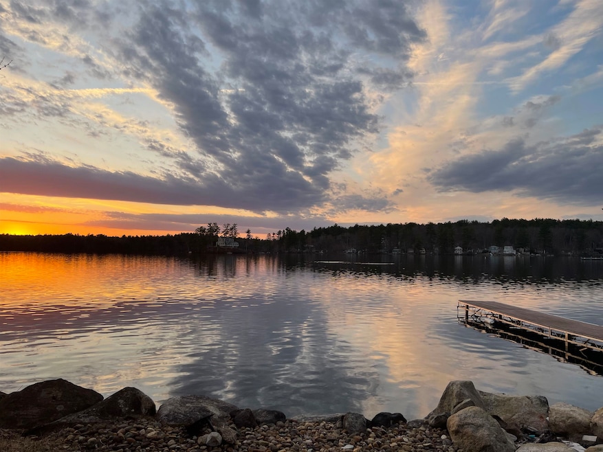 79 S Shore Dr, Pelham, NH 03076 - photo 1