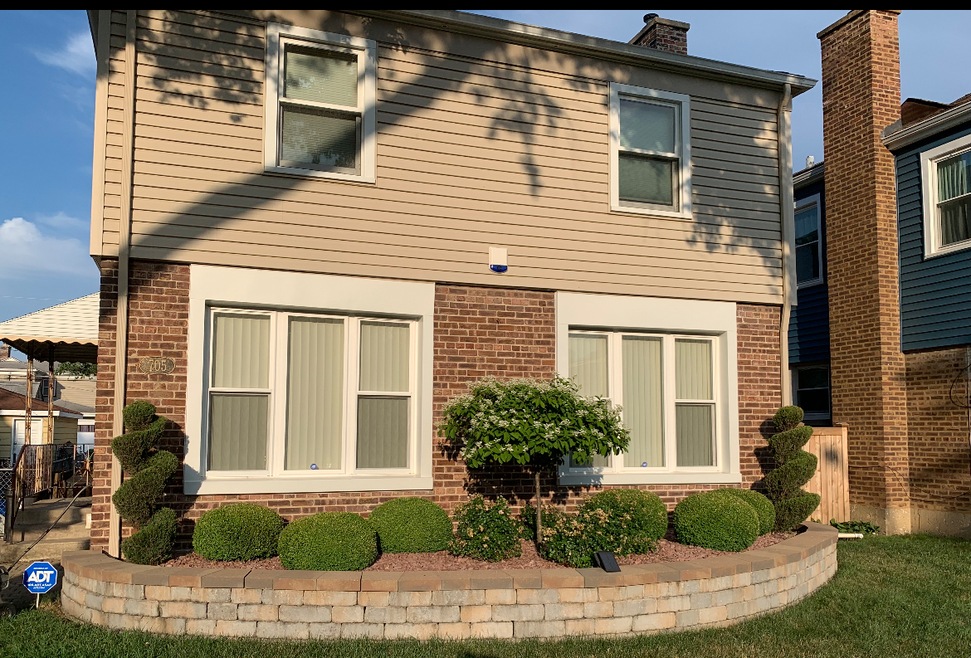 705 Norfolk Ave, Westchester, IL 60154 - photo 1