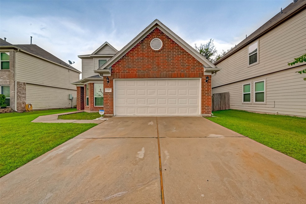 2707 Magnolia Hill Trail, Houston, TX 77038 - photo 1