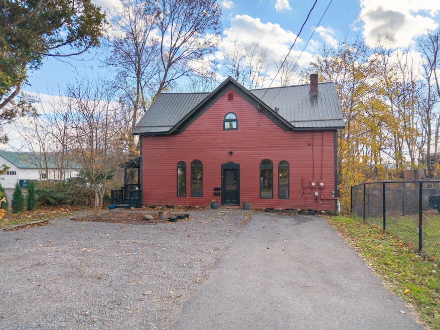 17 Walnut St, Cooperstown, NY 13326 - photo 1