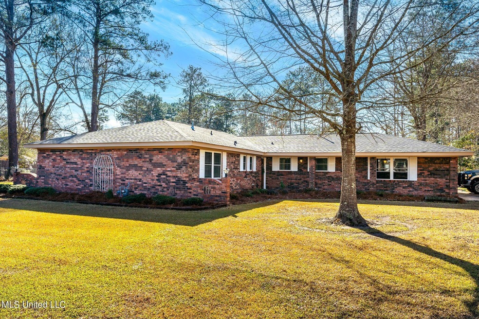 1 Exterior (1 of 5)