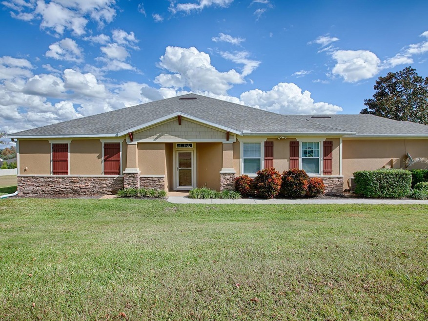 21613 Belgian Ct, Mount Dora, FL 32757 - photo 1