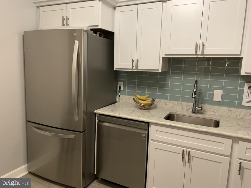 Van Ness North unit 909, Washington, DC 20008 - photo 1