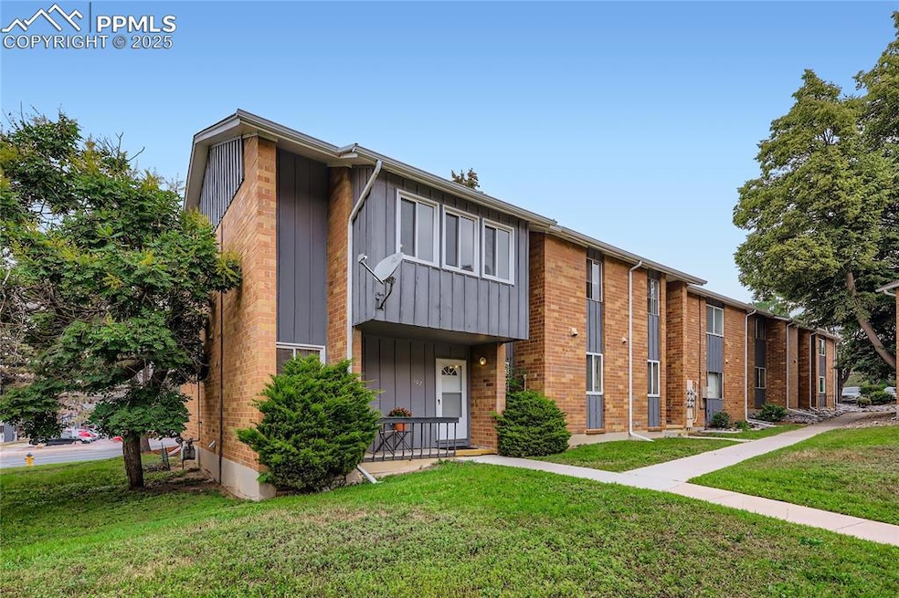 1625 N Murray Blvd unit 107, Colorado Springs, CO 80915 - photo 1