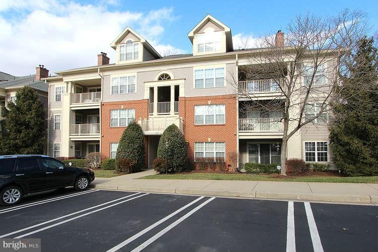 135 Timberbrook Ln unit 203, Gaithersburg, MD 20878 - photo 1