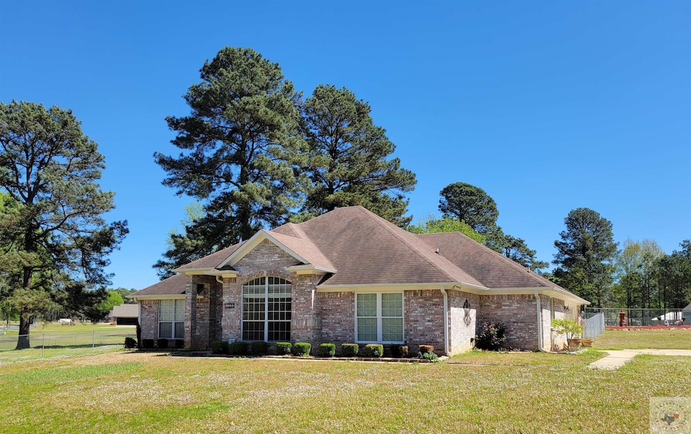 1008 Conway Dr, Texarkana, TX 75501 - photo 1