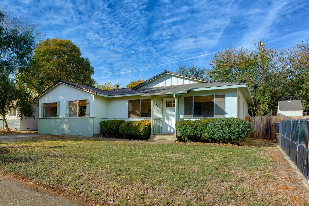 3560 Mercury Dr, Redding, CA 96002 - photo 1