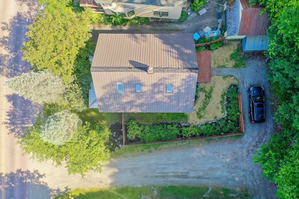 240 Lower Main E, Johnson, VT 05656 - photo 1