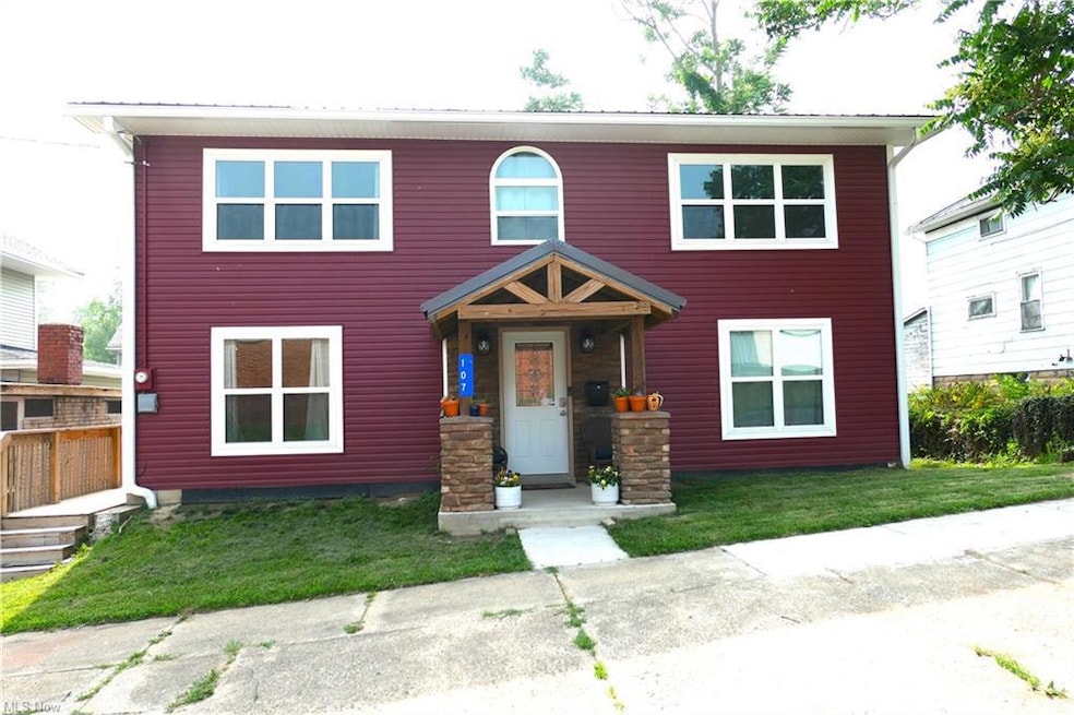 107 N Wood St, Loudonville, OH 44842 - photo 1