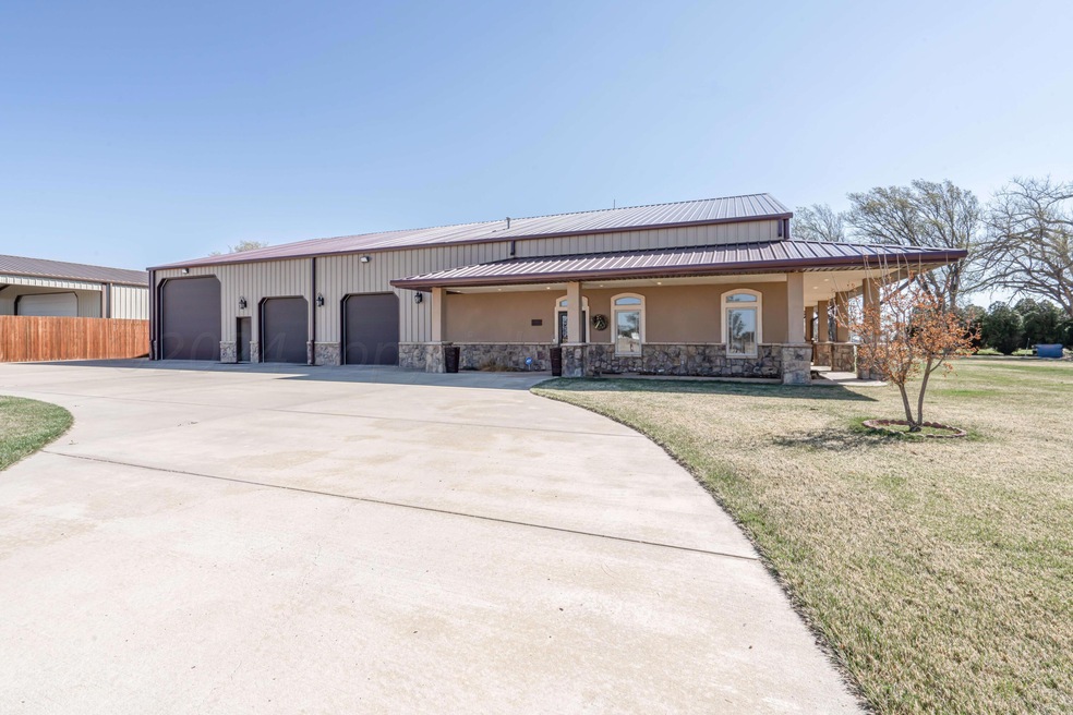 1700 Country Club, Dalhart, TX 79022 MLS 242453