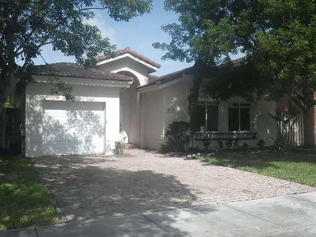 4756 NW 109th Passage, Doral, FL 33178 - photo 1