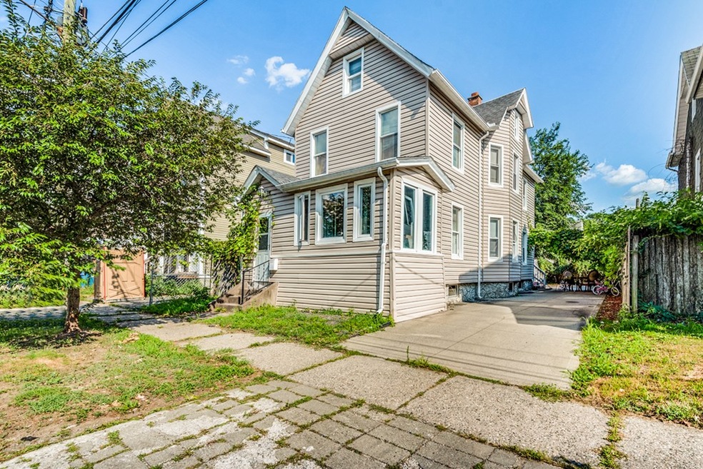 41 Belle Ave, West Springfield, MA 01089 - photo 1