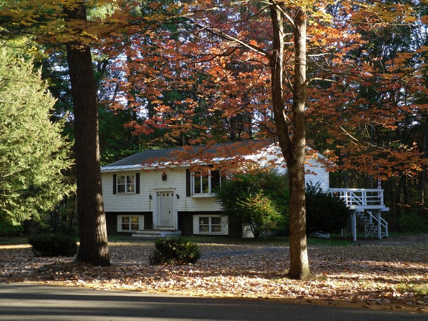 140 Squannacook Rd, Shirley, MA 01464 - photo 1