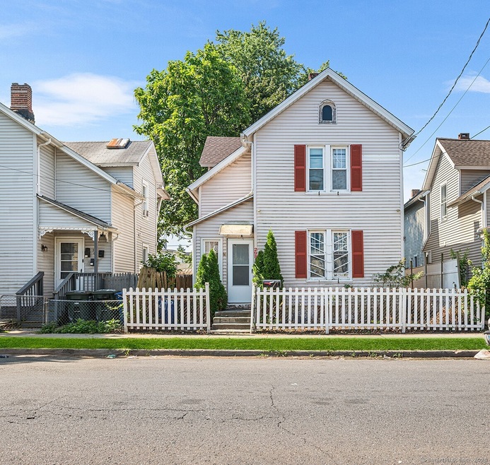 298 Stillman St, Bridgeport, CT 06608 - photo 1