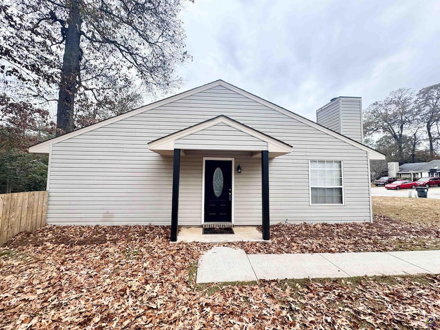 321 Somerset Dr, Warner Robins, GA 31088 - photo 1