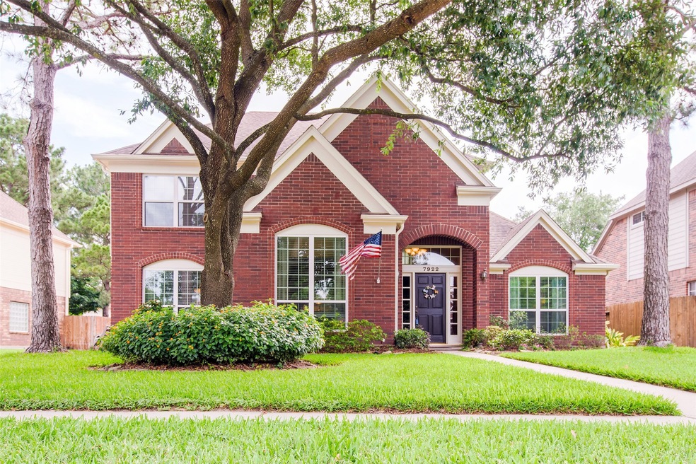 7922 Feather Springs Dr, Houston, TX 77095 - photo 1
