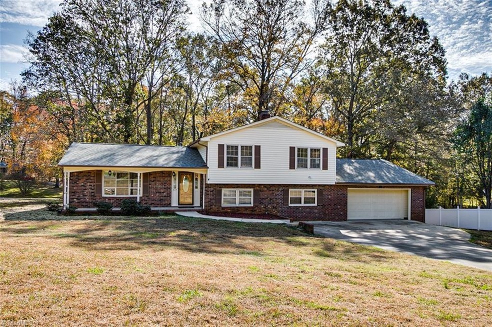 717 Cable Creek Rd, Asheboro, NC 27205 - photo 1